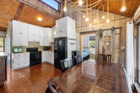 Full stocked kitchen