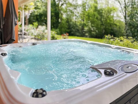 Hot tub | Dunburgh Wood, Geldeston, near Beccles