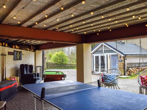 Activity | Dove House, Hollingworth