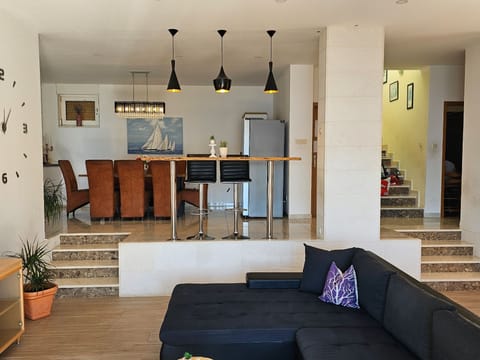 House (Three Bedroom Holiday Home) | Living room