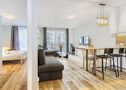 Main Living Area - Book Now with RENTUJEMY.COM