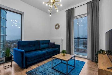 Living space | Book Now with RENTUJEMY.COM