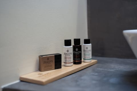 Shower, rainfall showerhead, hair dryer, slippers