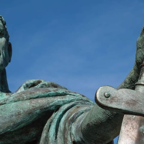 Apartment | 4 bedrooms, iron/ironing board, Internet