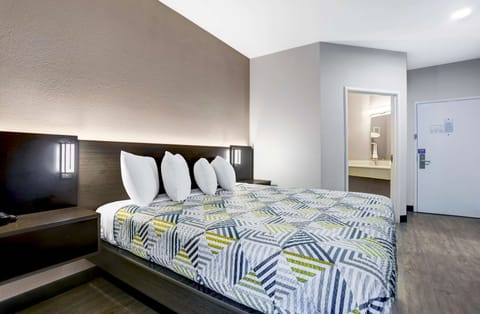 Free WiFi, bed sheets, alarm clocks