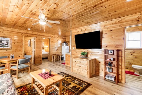 Garrison Vacation Rental | 5BR | 4BA | 1,441 Sq Ft | Step-Free Access