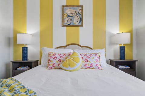 What is your favorite color? Lemon. This queen bed is not only cozy, but fun and full of excitement. 