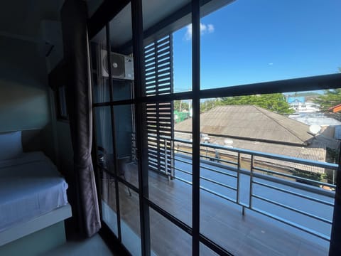 Standard Double Room | In-room safe, desk, WiFi (free), bed sheets
