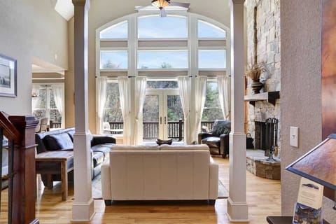 WALK-IN WOW: GET READY FOR LOTS OF PICS