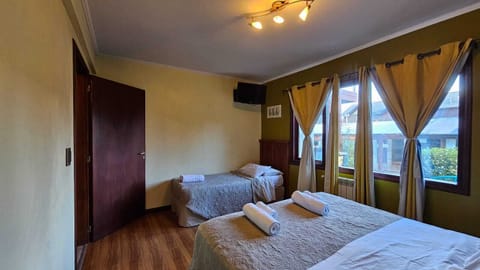 habitación 3 personas puede dividirse en 3 literas a pedido del cliente