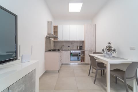 Comfort House | Private kitchen | Fridge, stovetop, dishwasher, electric kettle