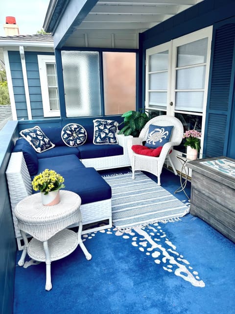 Private Balcony with harbor view