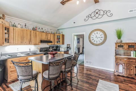 Fully Stocked Kitchen