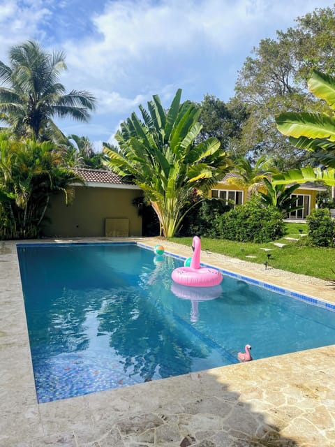 Private Pool 