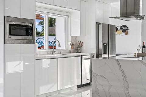 Cook in Style: Find This House with a Beautiful Kitchen