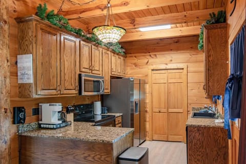 Eagle Lake Cabin Coalmont (1710)