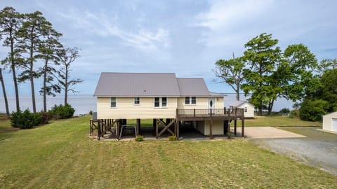 Welcome to OBX Soundfront Hideaway!
