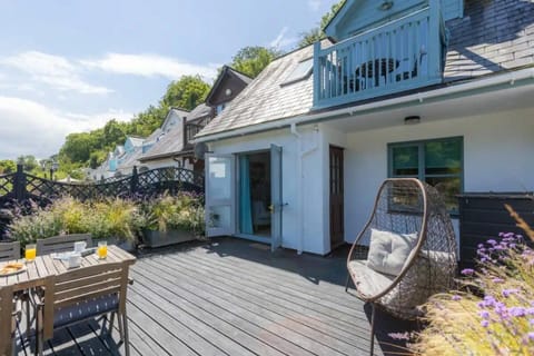 House | Property grounds