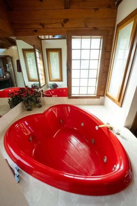 Heart Shaped Tub for two