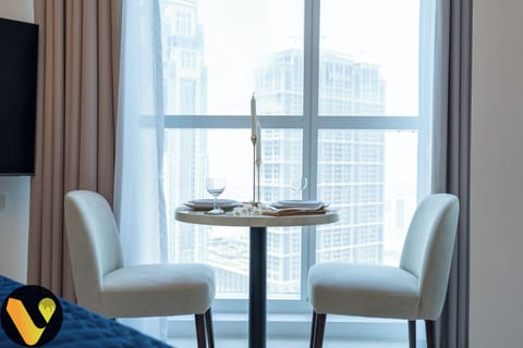 Exclusive Studio | In-room dining