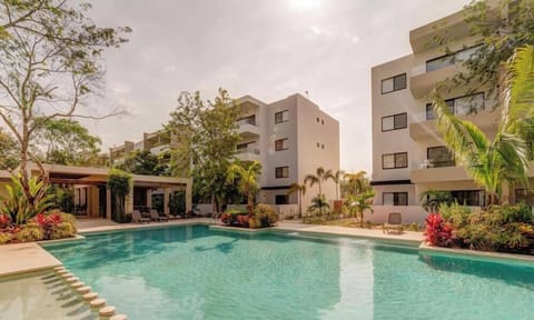 The community pool at the complex is refreshingly divine.