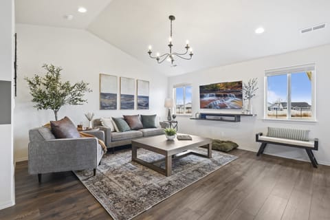 Open concept living room, everyone can be together!