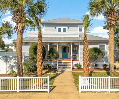 Welcome to Third Wish - Located in the charming Crystal Beach neighborhood!