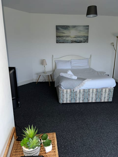 Master Bedroom 2