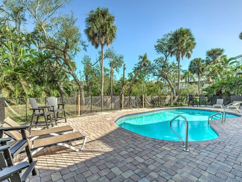 Pool and Bridge to Iguana Island