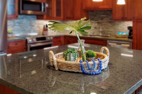 pili_mai_13B_kit3_detail