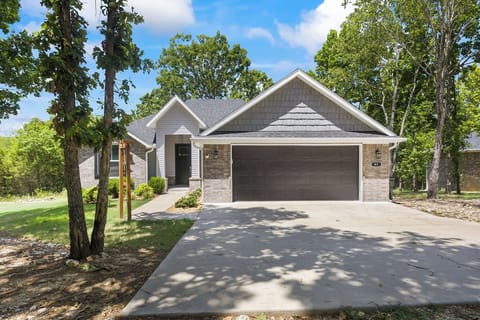 Large driveway and 2-car garage. Plenty of room to park your boat!