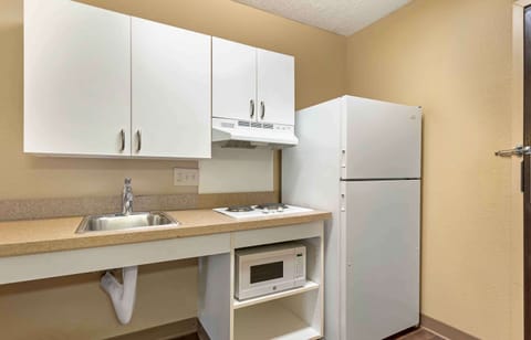 Studio, 1 Queen Bed, Accessible, Non Smoking | Private kitchen | Fridge, microwave, stovetop, coffee/tea maker