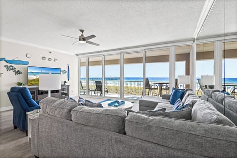 Welcome to Blu Fin at Regency
