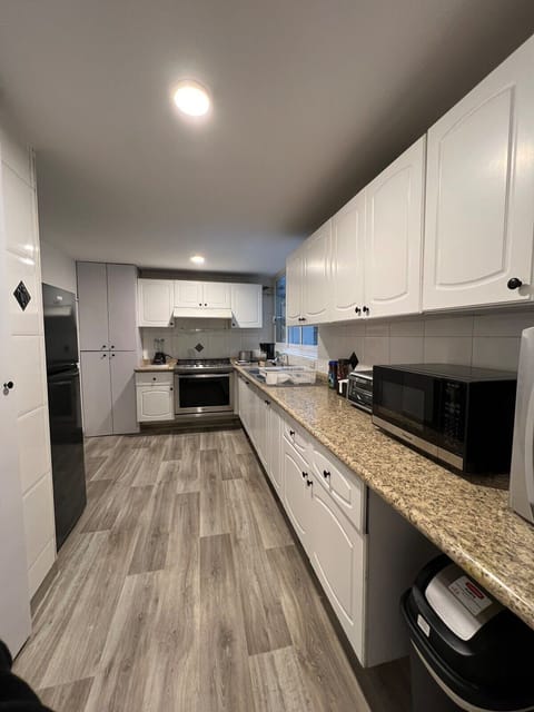 Spacious, fully-equipped kitchen.