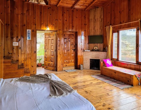 Deluxe Room | Free WiFi