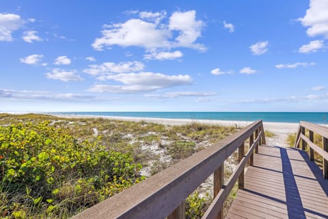 Sunset Beach Access - Just 0.1 Mile Away