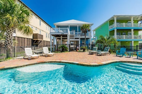 Lyndi Lou Private Pool