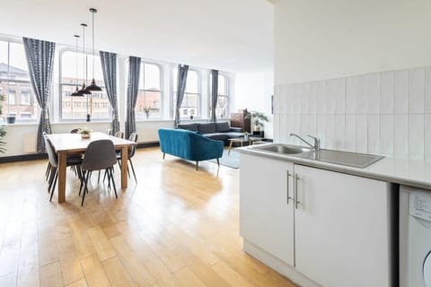 Exchange Street Living, Liverpool - Host & Stay