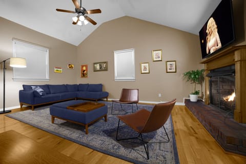 “Dolly” room