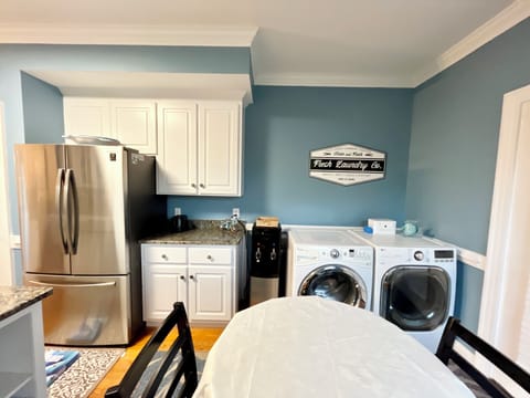 Large refrigerator
Washer/Dryer