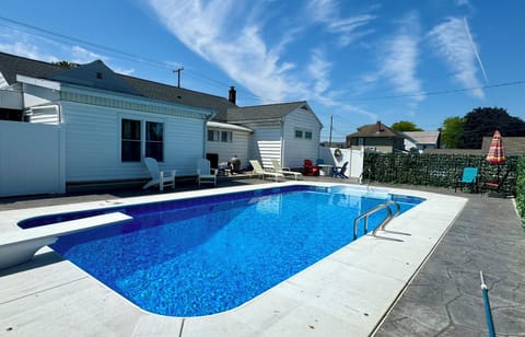 Salt water pool