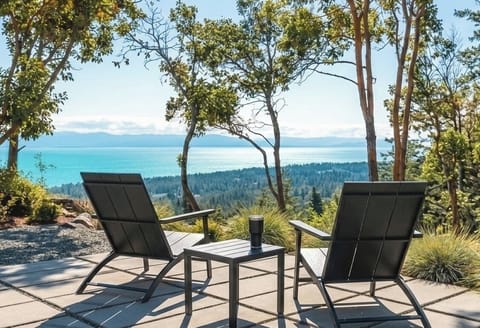 You’ll enjoy the sun rise over the Salish Sea in the morning & Nanaimo city lights at night