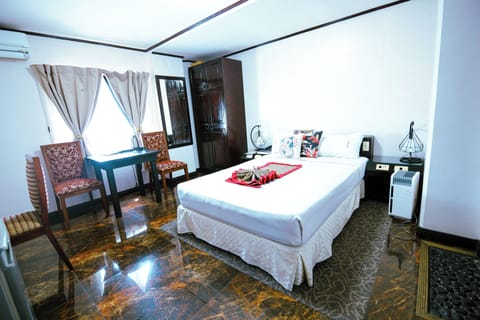 Deluxe Single Room | Minibar, in-room safe, free WiFi