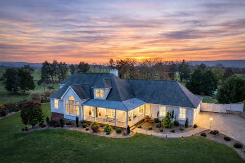 Perfect getaway amidst the Blue Ridge Mountains and Shenandoah Valley.