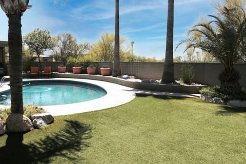 Spacious backyard with lovely grass area by the pool (not heated)