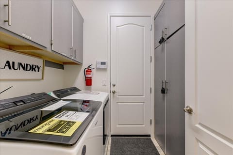 15-Laundry Room