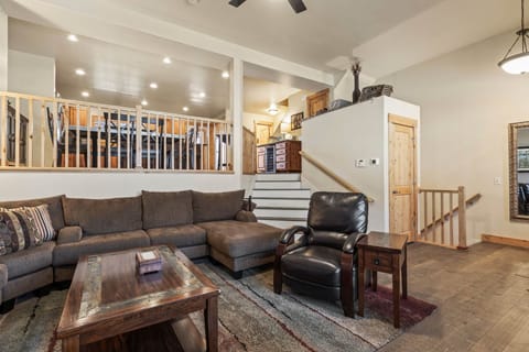 Vacation Rentals in Park City at Bear Hollow Village 5477 L: Living room with cozy fireplace