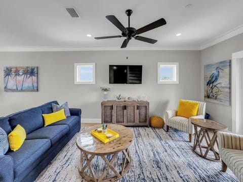 Coastal living at its best!