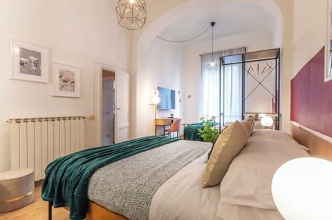 Comfort Apartment | 3 bedrooms, desk, laptop workspace, iron/ironing board