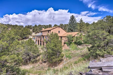 Mountain hideaway nestled in trees. Serene views await!